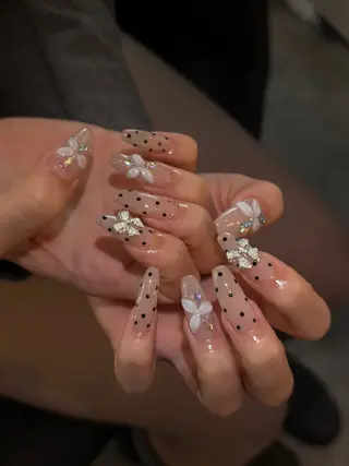 ネイル Lillion_ sakiのネイルデザイン