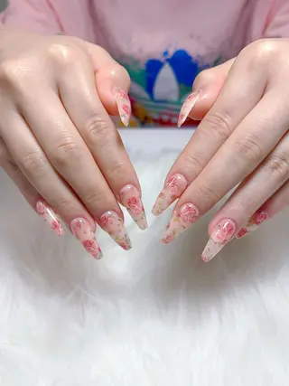 ネイル コン ネイルのネイルデザイン
