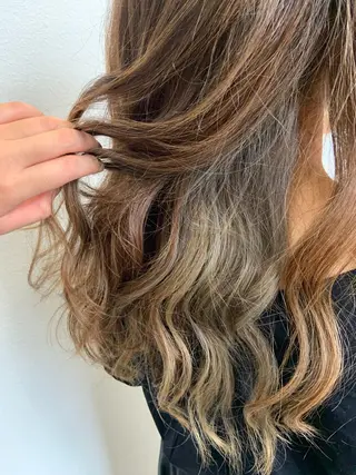 ロング RAPT bis ラプトビズのヘアスタイル