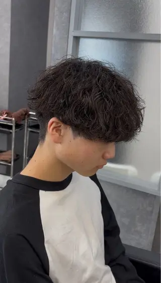 パーマ JADE海璃 波巻きパーマのヘアスタイル