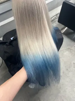 ロング ハイトーンカラー 坂本 翼のヘアスタイル
