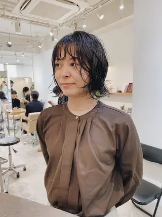 ミディアム FILMS/sari /似合わせカットのヘアスタイル