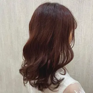 セミロング カラー 🫧透け感⋆艶髪💎 山口アヤカのヘアスタイル