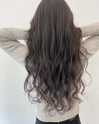 ロング カラー 春日部 西口徒歩5分 寒色カラー 日和佐のヘアスタイル
