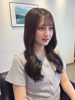 ロング 顔周りレイヤー 髪質改善 / AYUのヘアスタイル