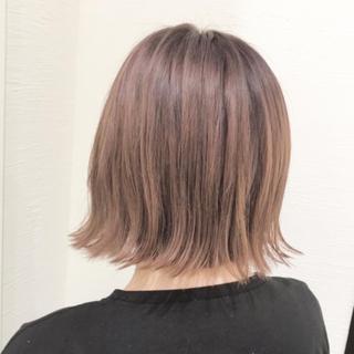 ショート 岸川 恭子のヘアスタイル