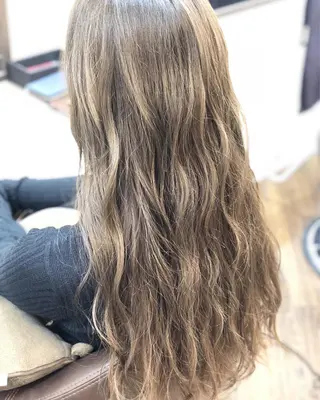 ロング YOFAhair芦屋 峰★カラーリストのヘアスタイル