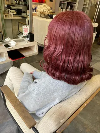 ミディアム 吉村 夏椰のヘアスタイル
