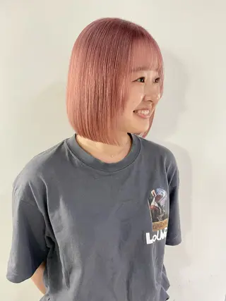 カラー 🩵HOLLY🩵 ブリーチ🩵カレンのヘアスタイル
