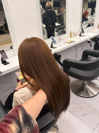 ロング カラー 楽人🥨ミルクティー /縮毛🥨のヘアスタイル