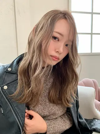ロング カラー i'll 未空のヘアスタイル
