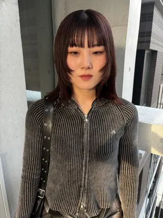 セミロング 薄暮 マツイ　レンのヘアスタイル