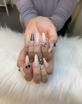 ネイル MoonHi Nail 朝霞台のネイルデザイン