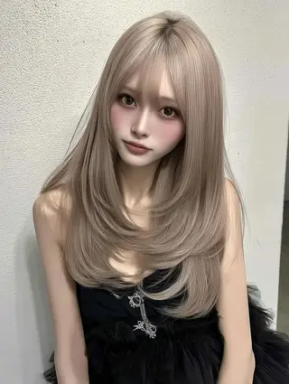 ロング 橋本 眞穂のヘアスタイル