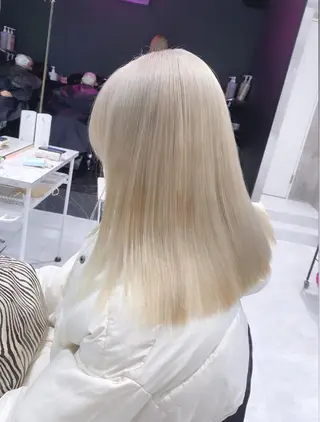 ミディアム カラー パーマ ヘアアレンジ メンズ キッズ ネイル マツエク・マツパ アイブロウ 🎀ハイトーンNo .1🩵NaGiSaのヘアスタイル