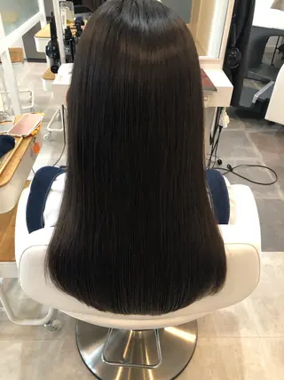ロング 熊野 小百合のヘアスタイル