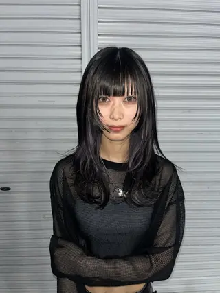 カラー 長谷川 愛花のヘアスタイル