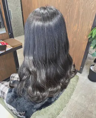 ロング カラー Blanco Color&Careのヘアスタイル