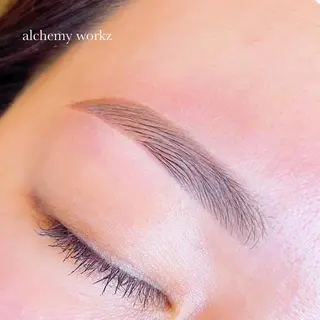 アイブロウ alchemy workzのマツエク・マツパデザイン