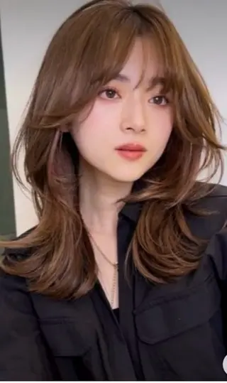 セミロング ✨センターパート✨ MINXTAISEIのヘアスタイル