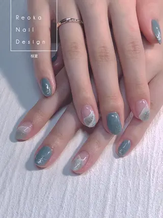 ミディアム ネイル Blowe ニュアンスのネイルデザイン