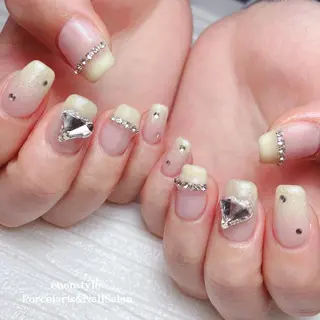 ミディアム ネイル 🐾enen style 🐾のネイルデザイン