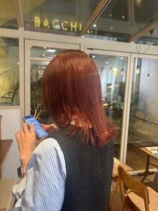セミロング カラー くいた あやなのヘアスタイル
