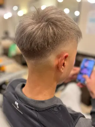 ショート カラー メンズ メンズサロン LiGKAITO🦖のヘアスタイル