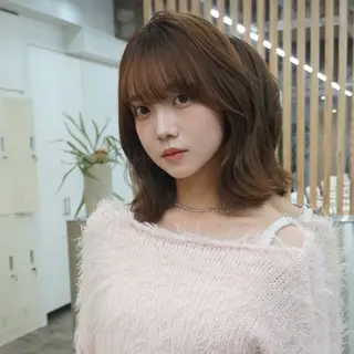 ミディアム カラー yuka ໒꒱ 高円寺のヘアスタイル