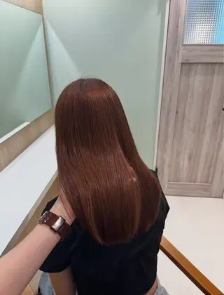 ロング 🤎艶感ベージュ/ ミルクティー🤎のヘアスタイル