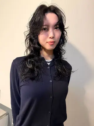 セミロング natsumi zenshoのヘアスタイル