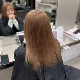 セミロング カラー 小林 円香のヘアスタイル