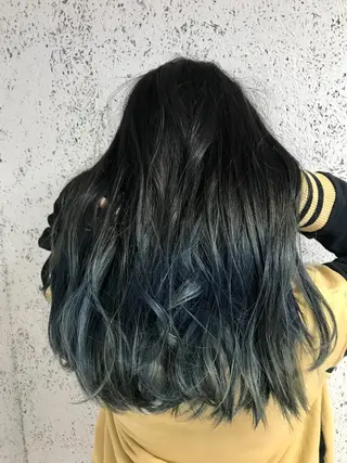 ロング カラー KOOKI スティードトーキョーのヘアスタイル