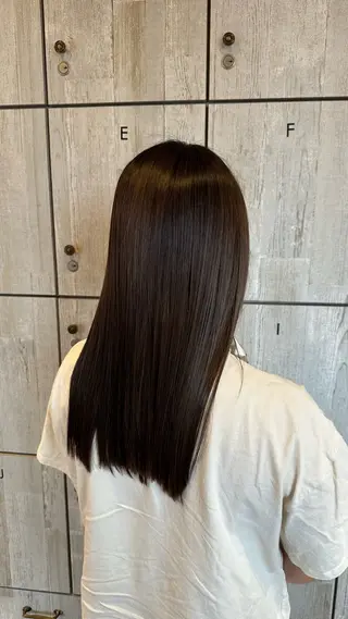 ロング 柔らかいbeige ￤韓国￤🩰マユ🩰のヘアスタイル