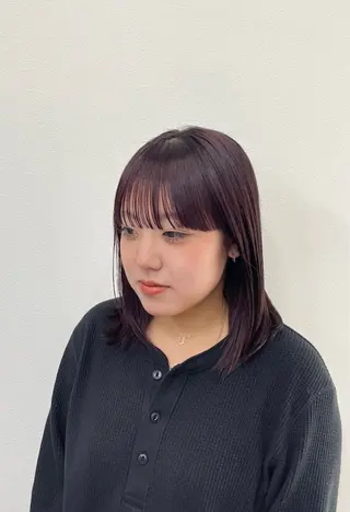 ミディアム 堀 綾花のヘアスタイル