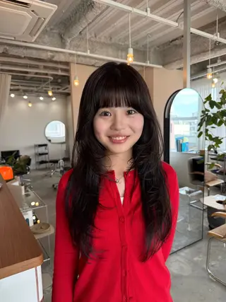 ロング カラー TRENCH　相澤 果歩のヘアスタイル