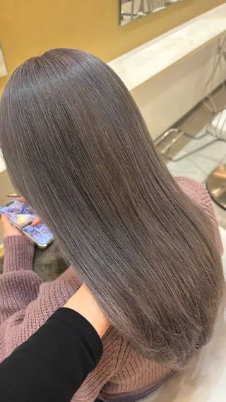 ロング 加賀谷 乙葉のヘアスタイル