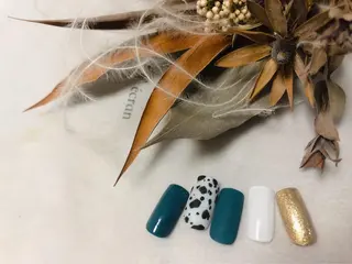 ネイル mogunail &blowのネイルデザイン