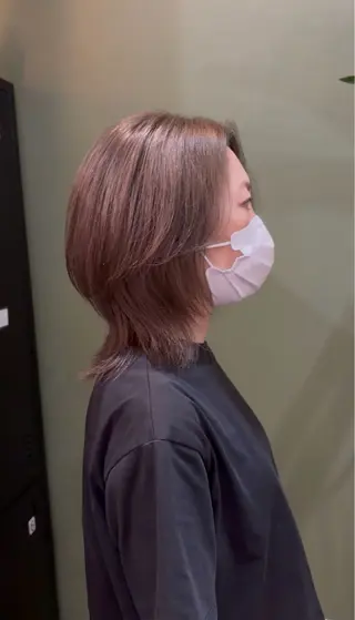 ミディアム 内山 優のヘアスタイル