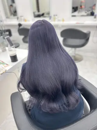 ロング カラー 抜け感レイヤー︴ ニュアンスカラーのヘアスタイル
