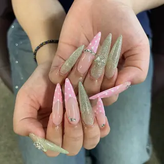 ネイル NiJi Nailsのネイルデザイン