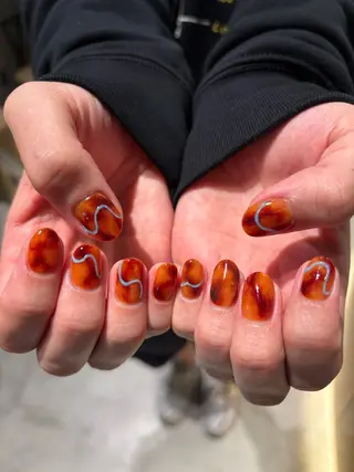 ネイル Miura.H 🦋🫧のネイルデザイン