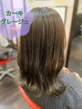 ミディアム カラー 小町 奈美のヘアスタイル