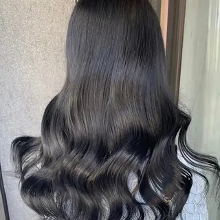 ロング カラー MOMO艶髪 🩵モテカラーのヘアスタイル