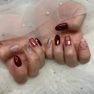 ネイル 鷲沢 ゆりのネイルデザイン