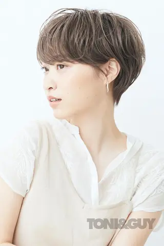 ショート カラー パーマ KONOMI スタイリストのヘアスタイル