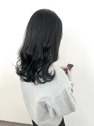 セミロング カラー Parve  Mix 🫧梶川虹のヘアスタイル
