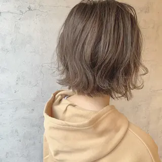 ミディアム カラー 池田 真由美のヘアスタイル