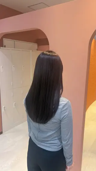 セミロング カラー 聖菜/ hina /レイヤー/艶カラーのヘアスタイル