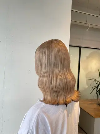 カラー ハイトーンカラー🩵 指名多数💗横山聖奈のヘアスタイル